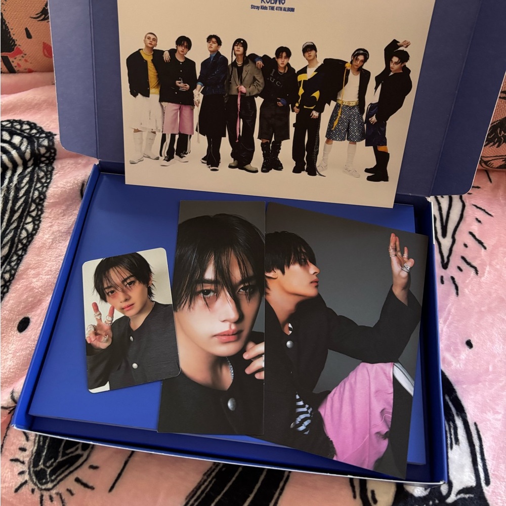 Stray kids karma lee know photocard